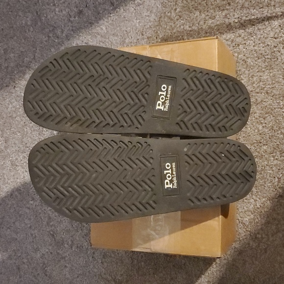 Slides 🥳 - Picture 2 of 4